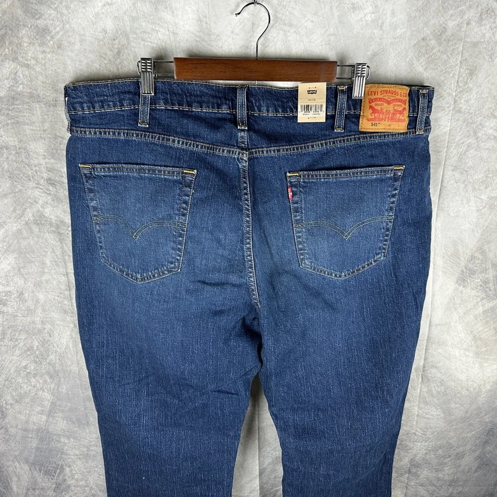 Levis 541 Athletic Taper Jeans Mens 44x32 Blue Denim Big & Tall Eco Ease Stretch